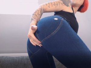 NinaDevil Porno Video: Ich zeig dir meine Brüste